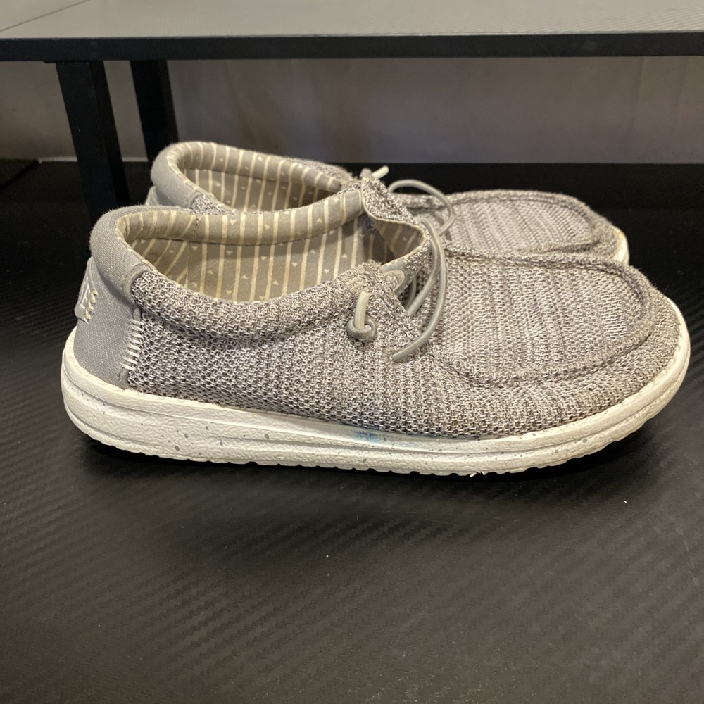 Hey Dude Wally Women's Grey Shoes/Slip-ons Size 5‎